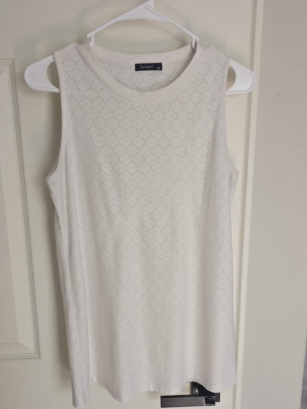 Sampeal White Eyelet Crewneck Tank